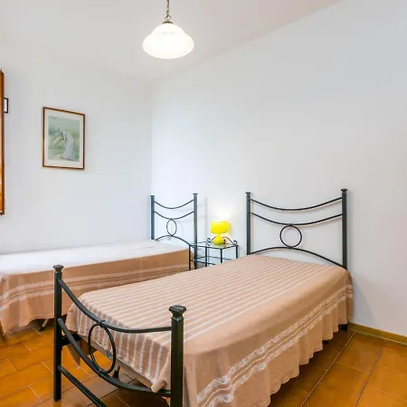 Calendula By Interhome