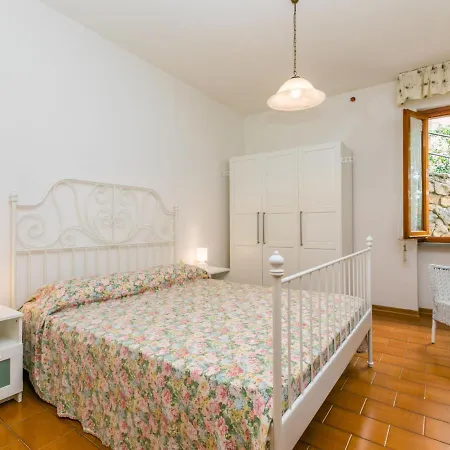 Calendula By Interhome Apartament